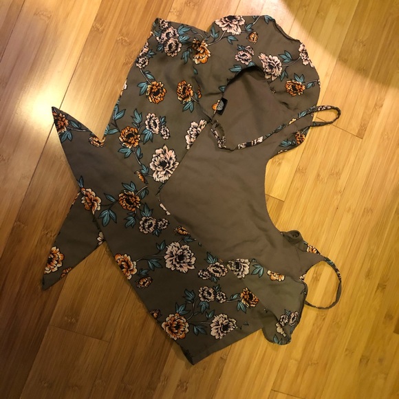 Tank top - Picture 2 of 2